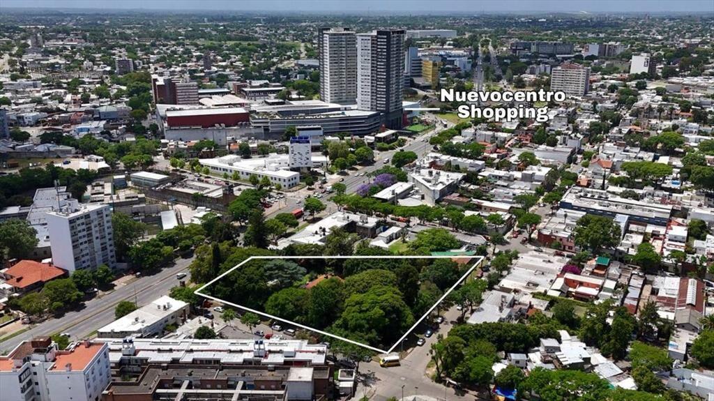 Venta de terreno en Jacinto Vera