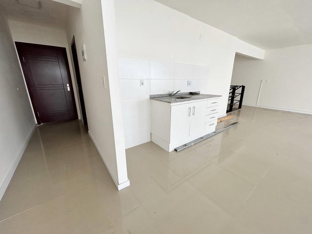 Alquiler - Oficina en 2 plantas, 180 m2 frente al Clínicas -