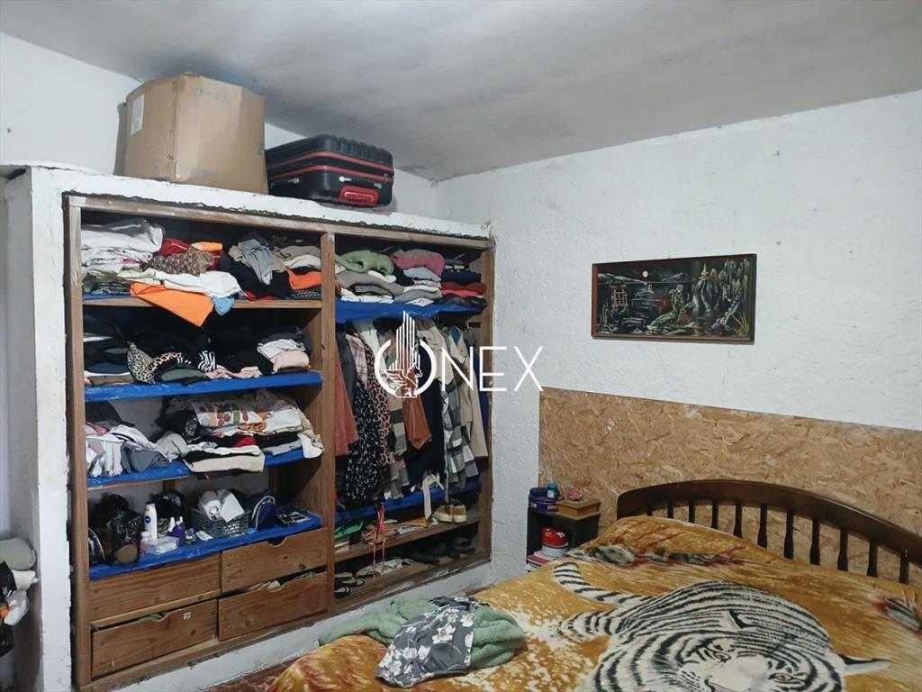 Se vende casa en Las Toscas sur.