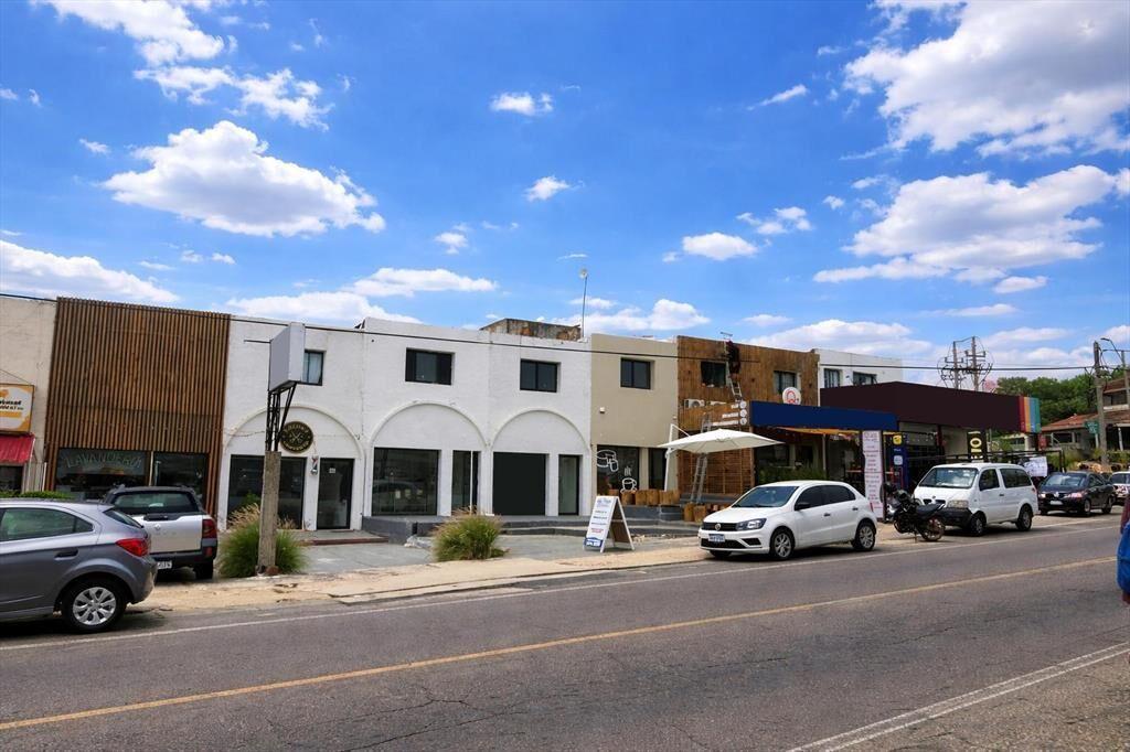 Ruta 10 corazón de La Barra, 9 locales alquilados, excelent