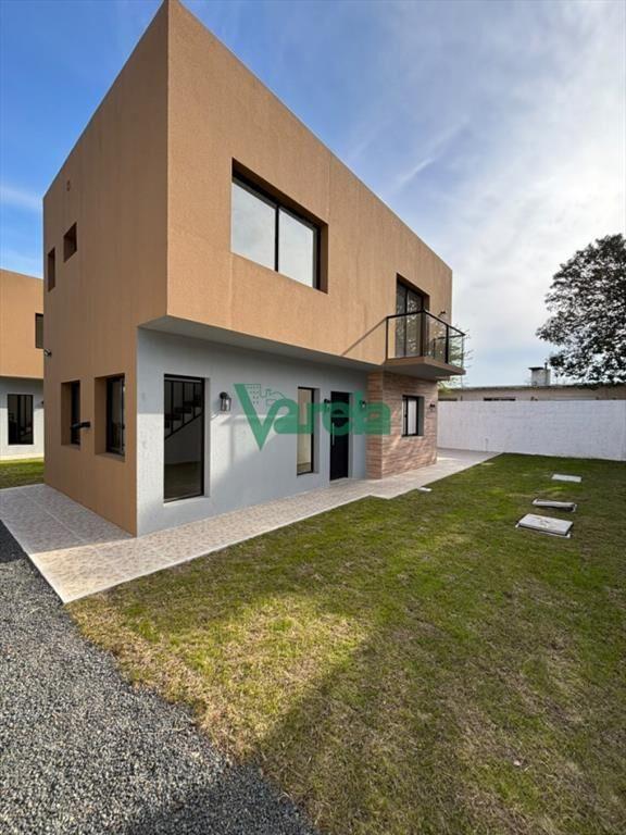 Casa en venta en Lomas de Solymar a estrenar 3 dormitorios
