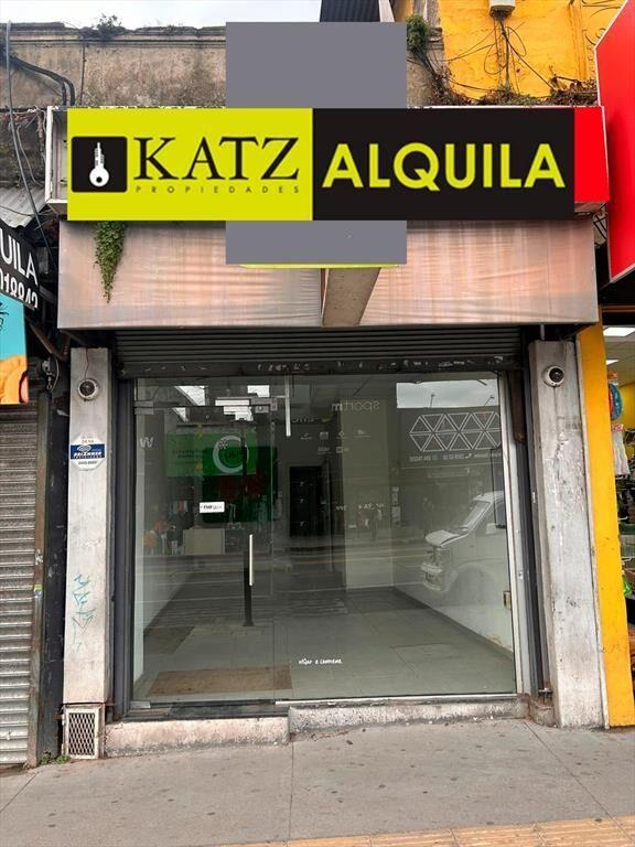 8 de Octubre y Serrato, 90 m2, 4 mts de frente, excelente e