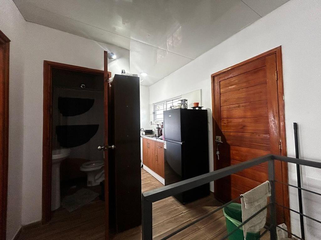 Agraciada y Piria , 148 m2, 5 dormitorios, 2 baños, excelen