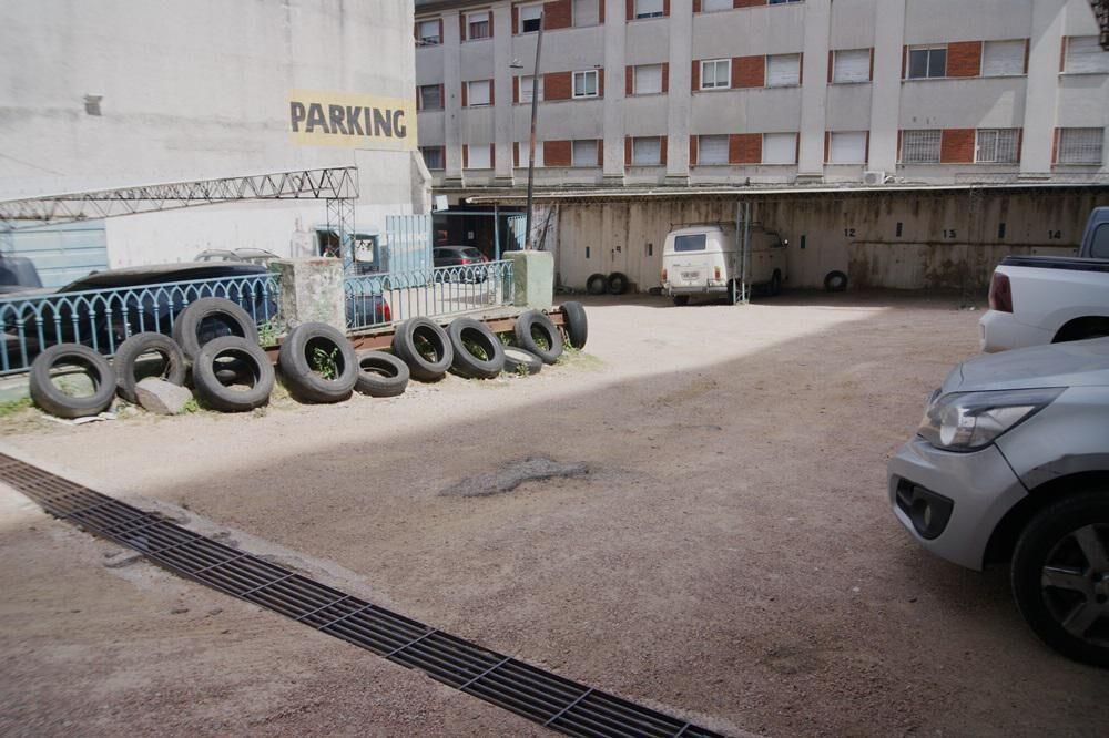 Tres padrones: Parking, local y apartamento