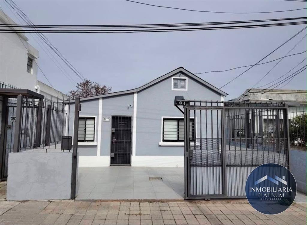 Casa en venta c/ cochera en Cerrito