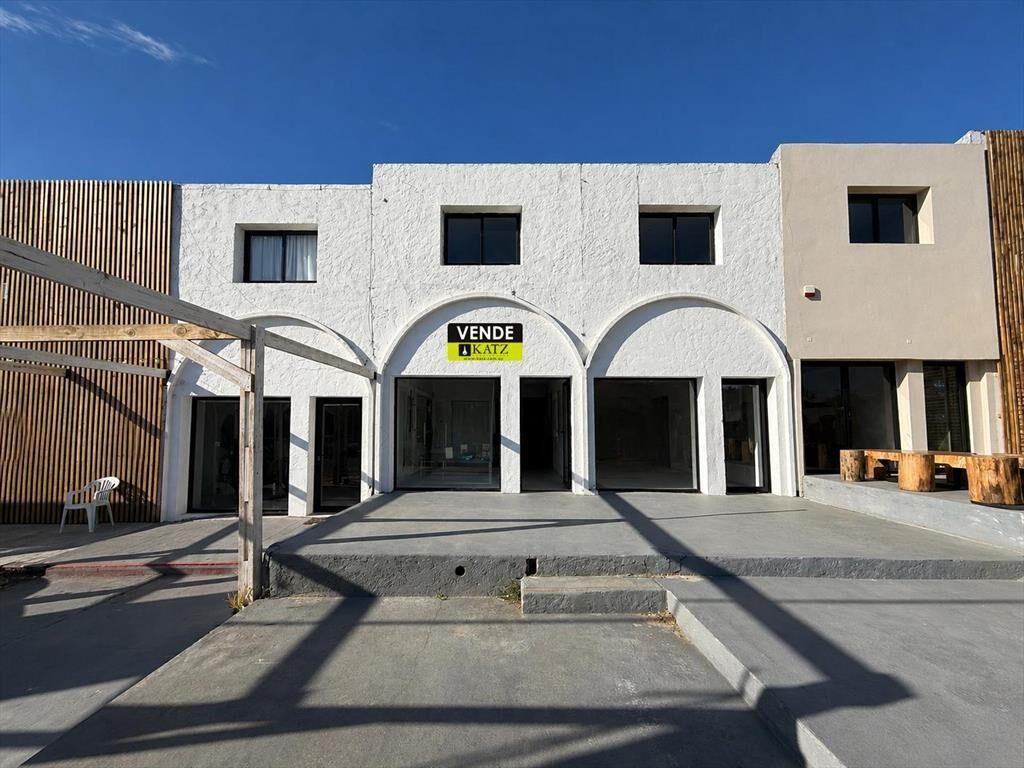 Ruta 10, gran punto comercial, 62 m2 construidos 50 m2 de