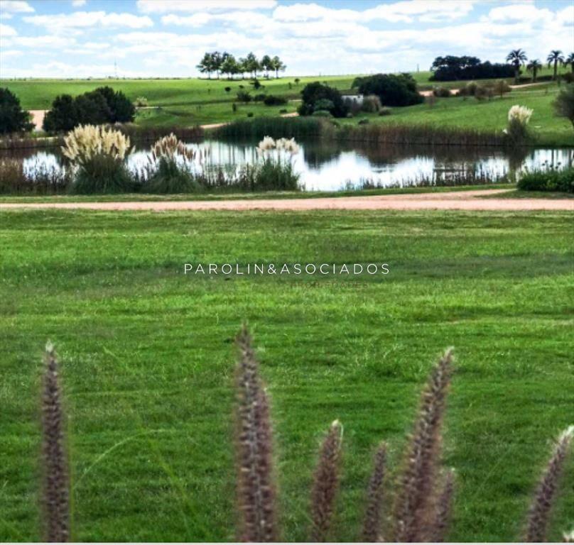 Casa en venta de 3 dormitorios en Manantiales,
