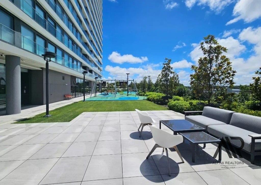 Apartamento en venta de 2 dormitorios c/ cochera en Aero...