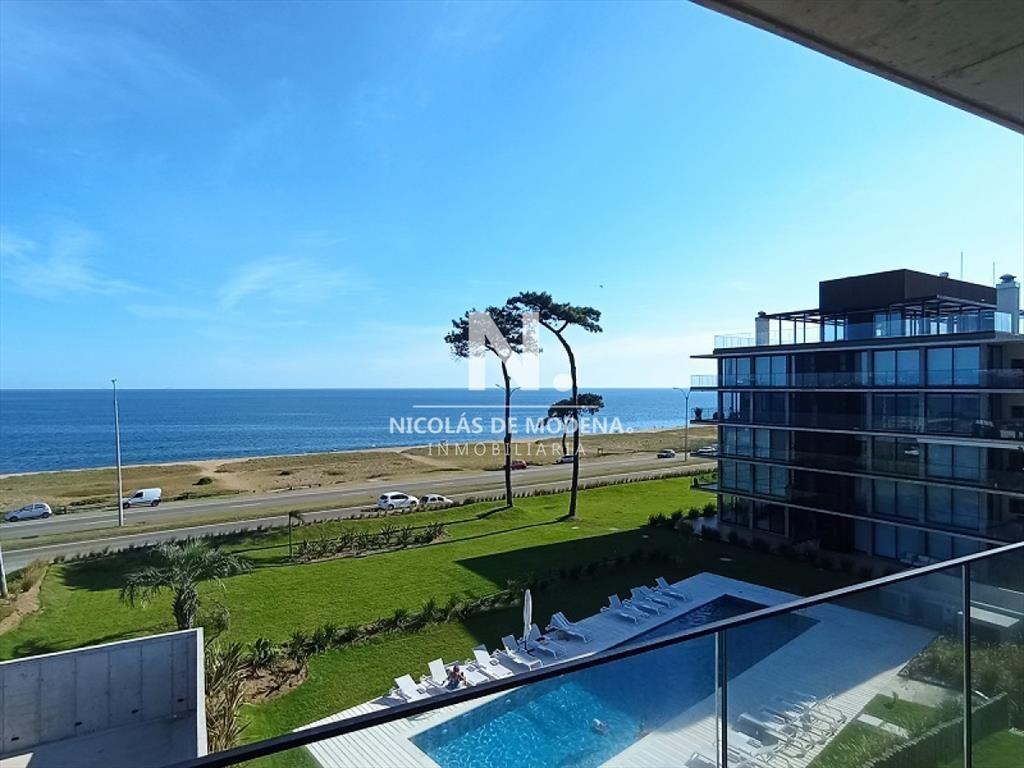 Diseño moderno, hermosas vistas y amplios esta