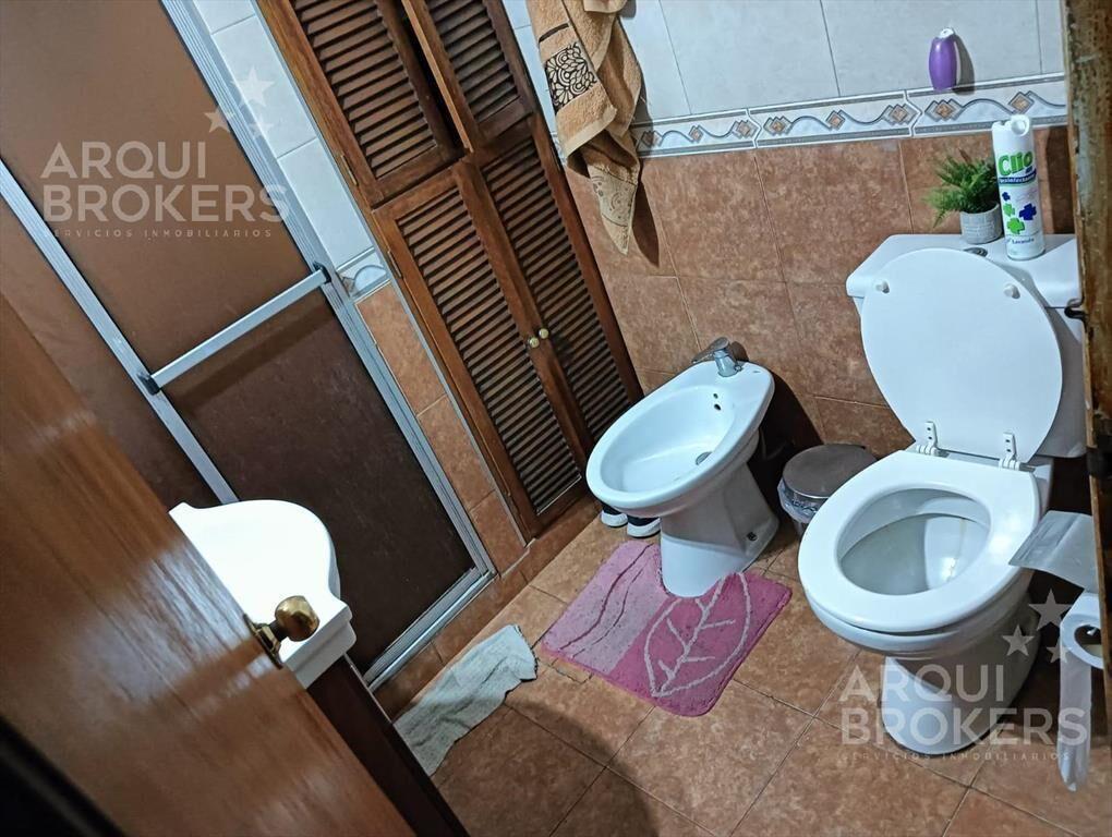 Casa de dos dormitorios en venta en Nuevo París