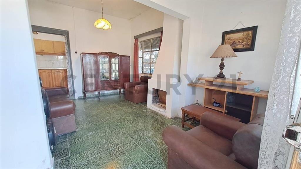 Venta|Casa prox Shopp y Centro|2dormitorios|cochera|parri...