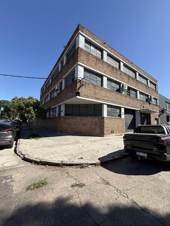 Depósito en venta Montevideo.