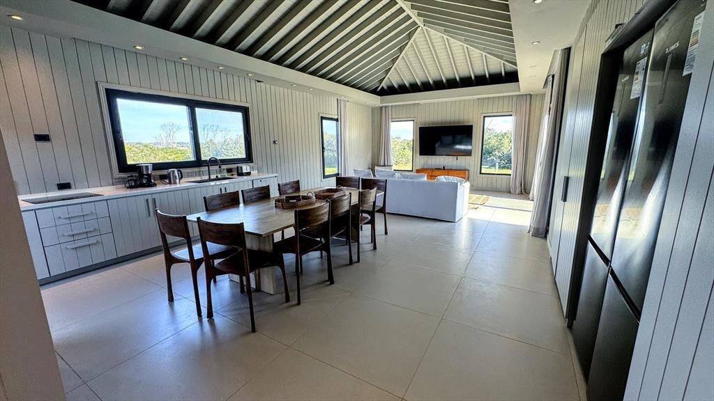 Venta Alquiler casa 4 dormitorios La Barra Barrio privado