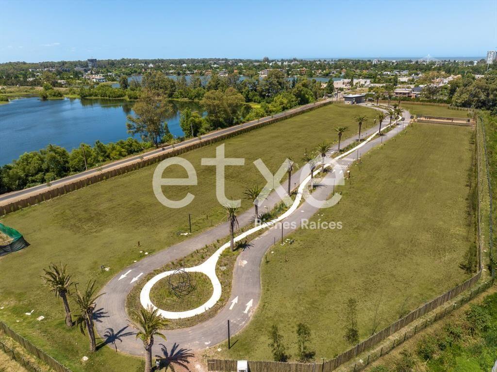 Terreno en Venta en La Reserva...