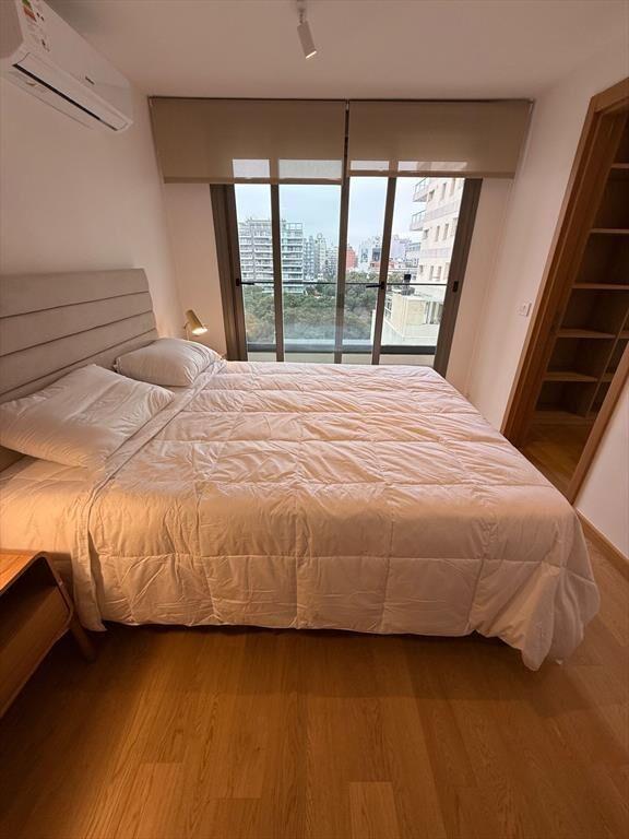 Alquila apartamento Parque Rodó amoblado 1 dorm.