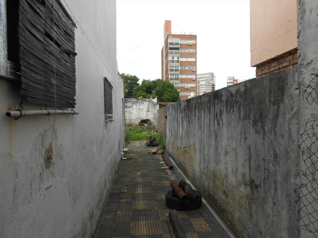 Terreno próximo a Av. Gral. José Garibaldi y Av. Italia
