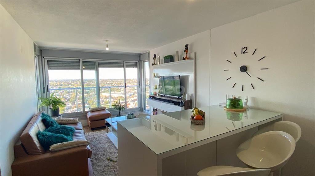 APARTAMENTO DE 3 DORMITORIOS EN TORRES NUEVOCENTRO