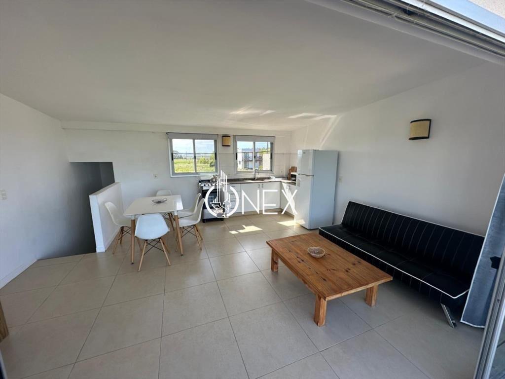 Oportunidad !!! Venta 4 apartamentos dúplex a m