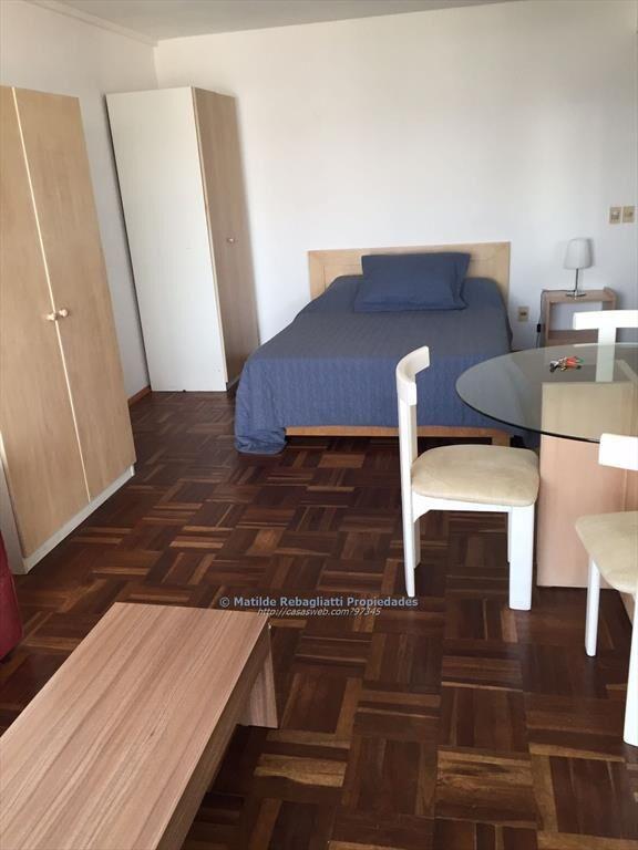 Alquiler monoambiente equipado Rambla