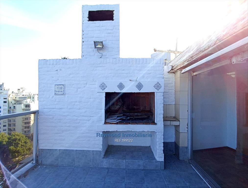 Alq. Penthouse. Gran terr. c/parr, 3 Dor, estar, gje