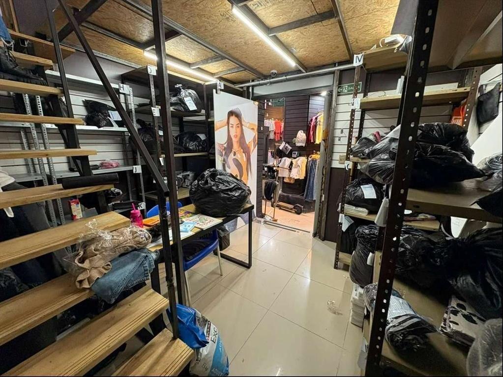ALQUILER Local comercial de 250m2 sobre Arenal Grande ideal