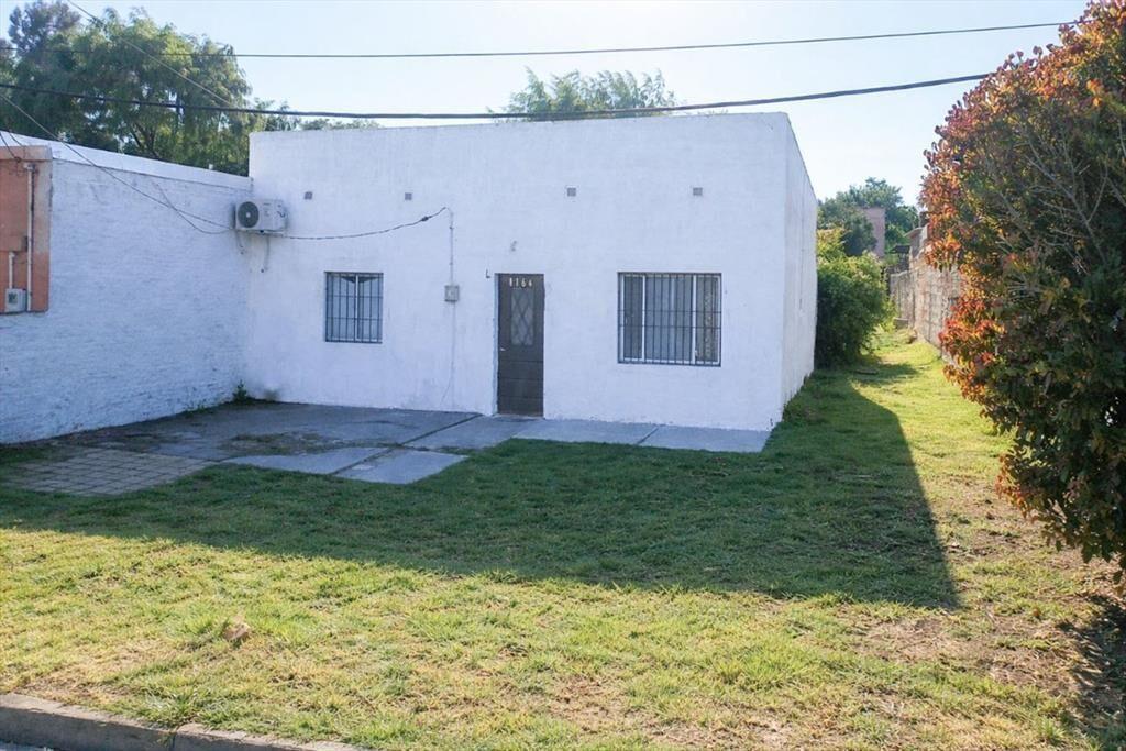 CASA CON GRAN TERRENO