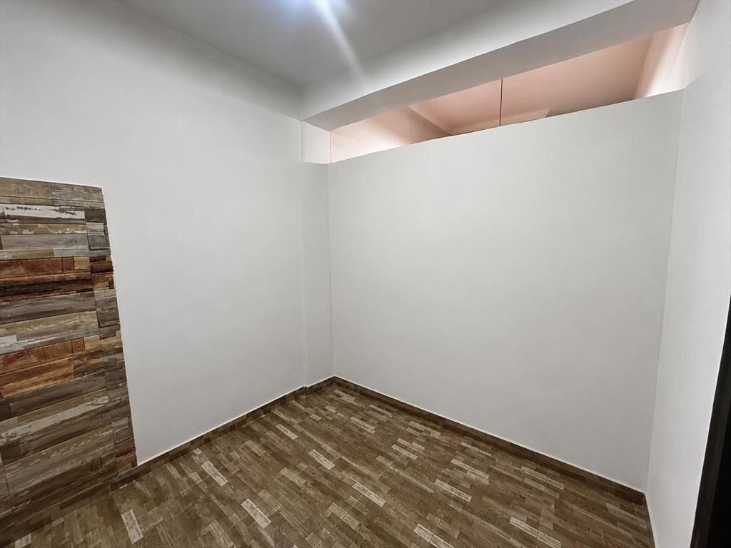 Agraciada y Piria , 148 m2, 5 dormitorios, 2 baños, excelen