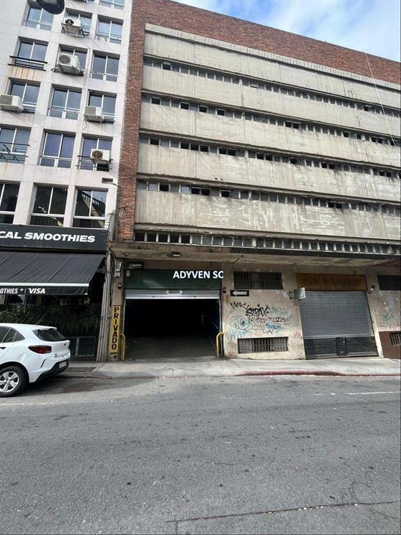Alquiler Garaje Ciudad Vieja 1 lugar
