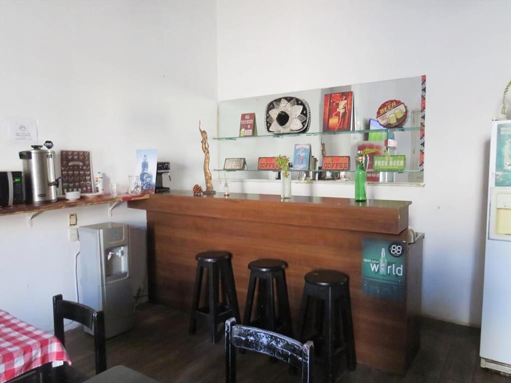 Venta casa hostal quince (15) dormitorios- Ciudad Vieja
