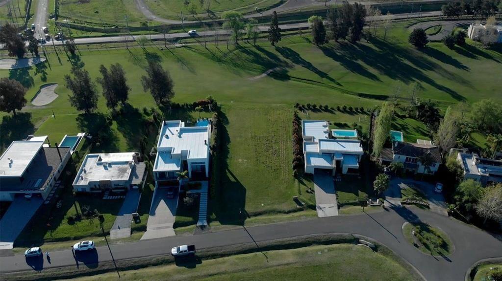 VENTA LOTE EN LOMAS DE LA TAHONA GRAN METRAJE