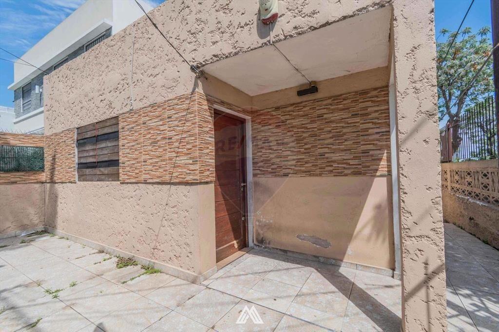 VENTA CASA 2 DORMITORIOS PATIO Y GARAJE CERRITO