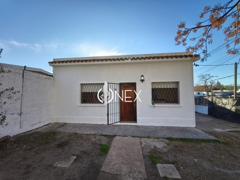 ONEX VENDE CASA EN COLON REMODELADA