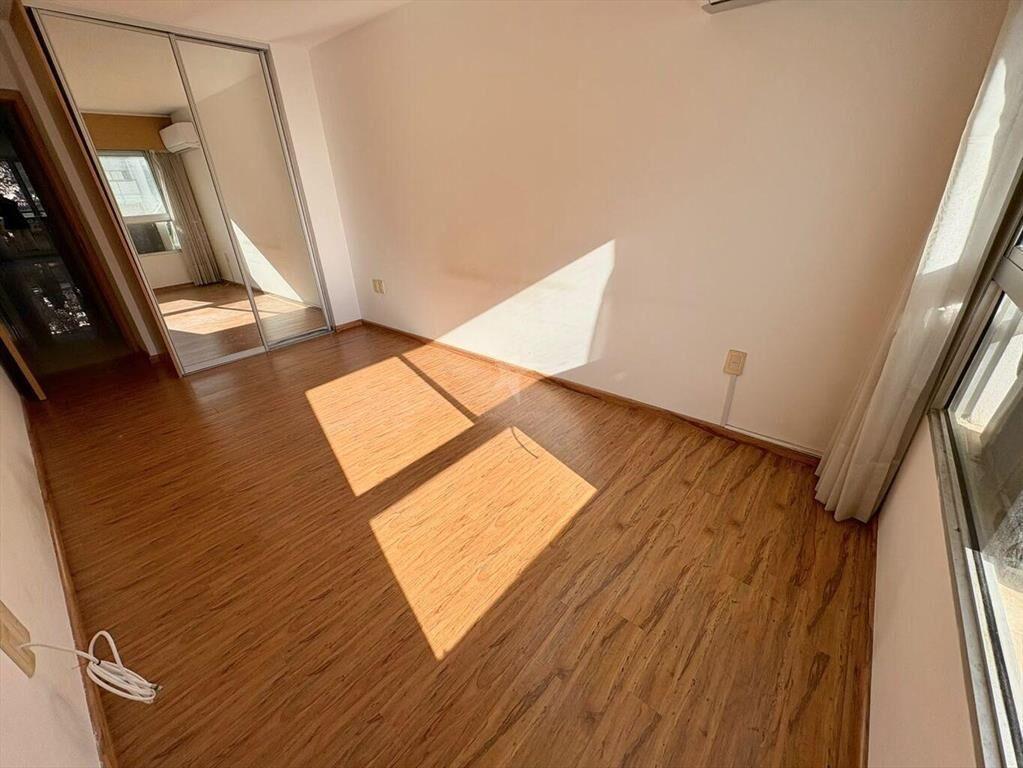 ALQUILER APTO POCITOS 1 DORMITORIO TERRAZA Y GARAJE