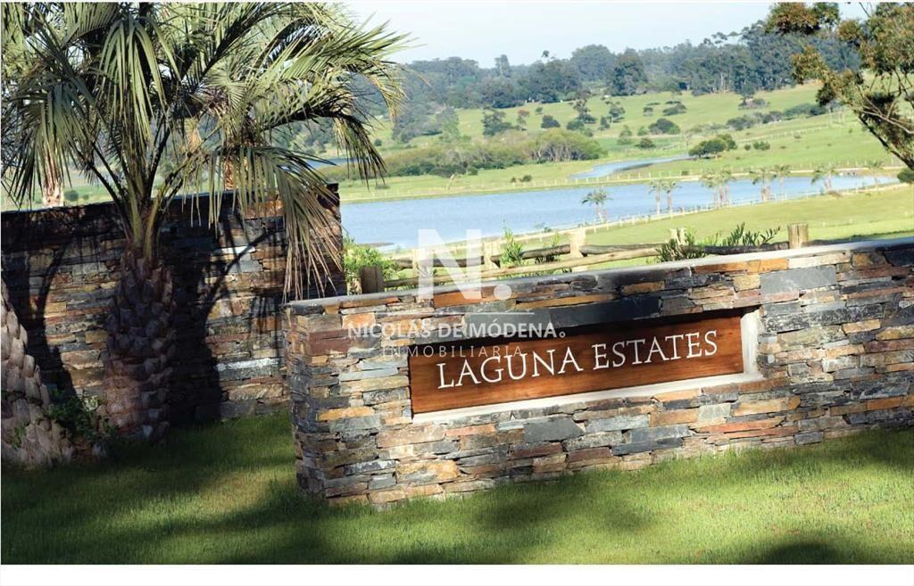 Vende terreno en Manantiales, Laguna Estates