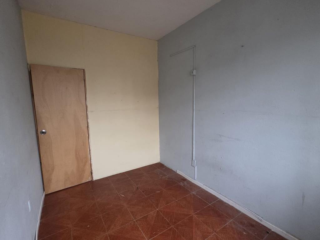 ALQUILER LOCAL COMERCIAL 6 AMBIENTES. LA COMERCIAL