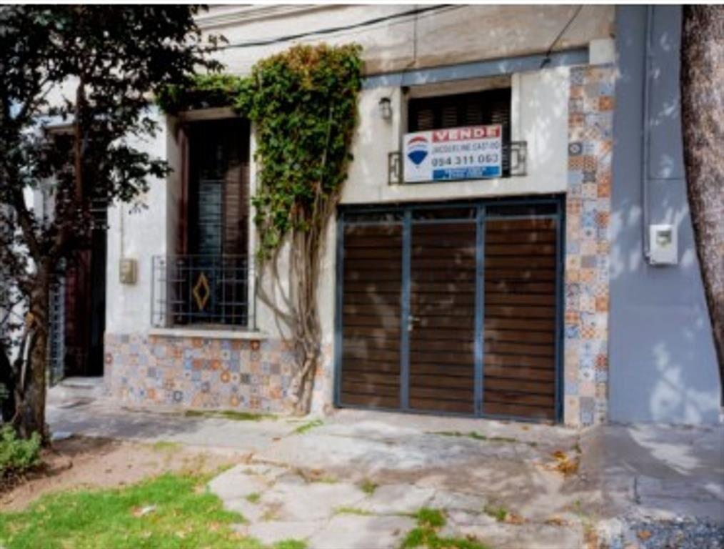 VENTA CASA UNION TRES DORMITORIOS GRAN FONDO