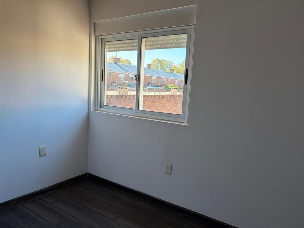 VENTA CASA DUPLEX 2 DORMITORIOS LEZICA
