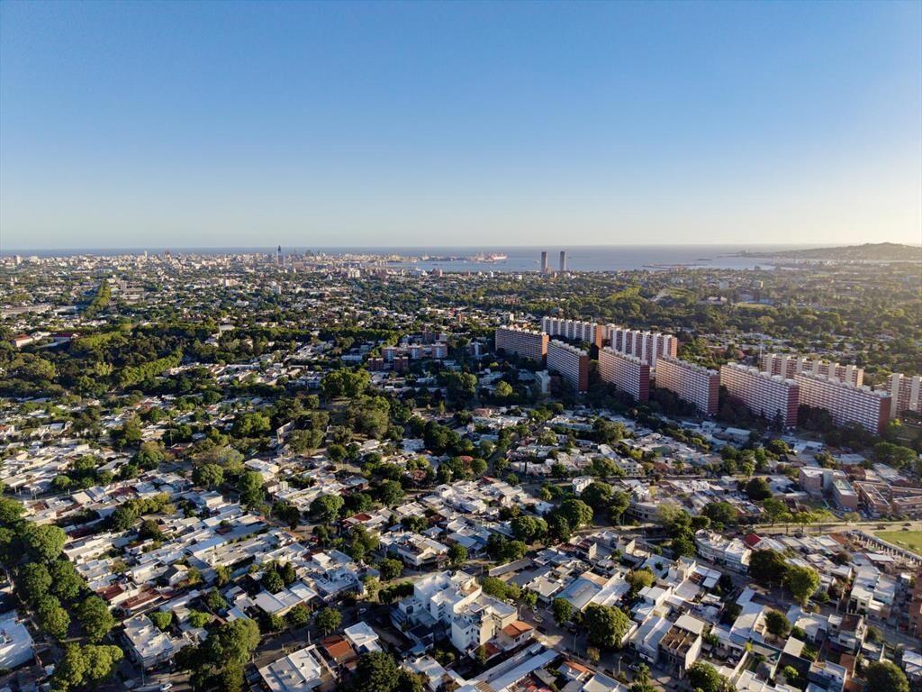 Venta Casa y Apartamento en mismo padrón Apto crédito banca