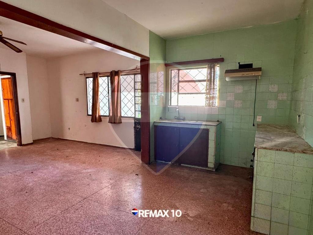 Casa céntrica 3 dormitorios y garaje