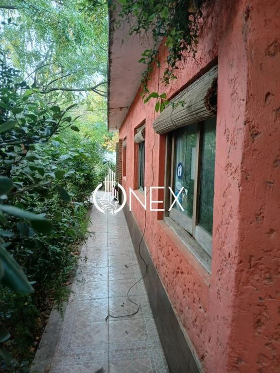Se vende casa en Las Toscas sur.