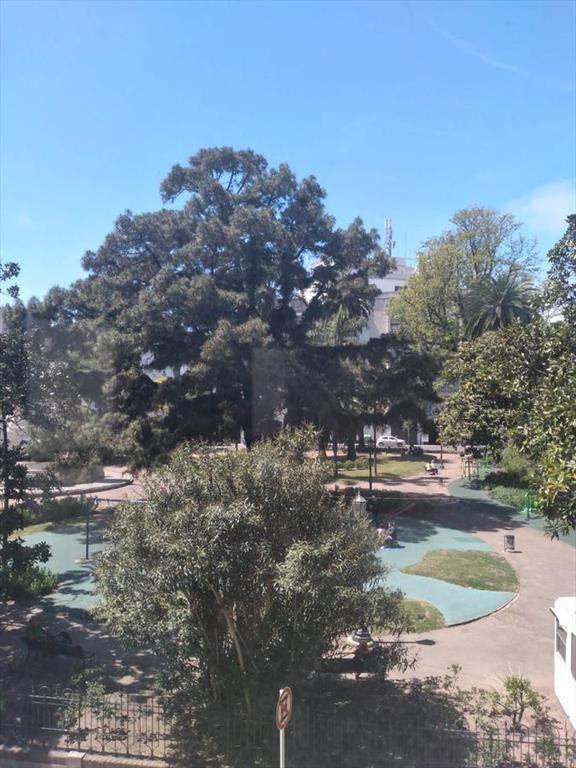 Plaza Zabala esquina Washington