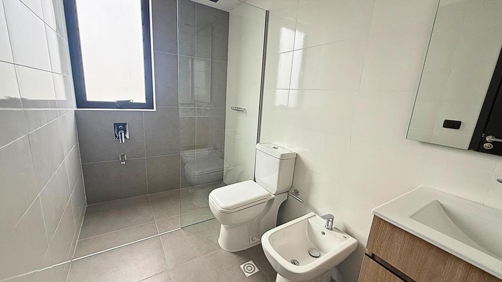 Venta apartamento a estrenar, 2 dormitorios con balcón parr