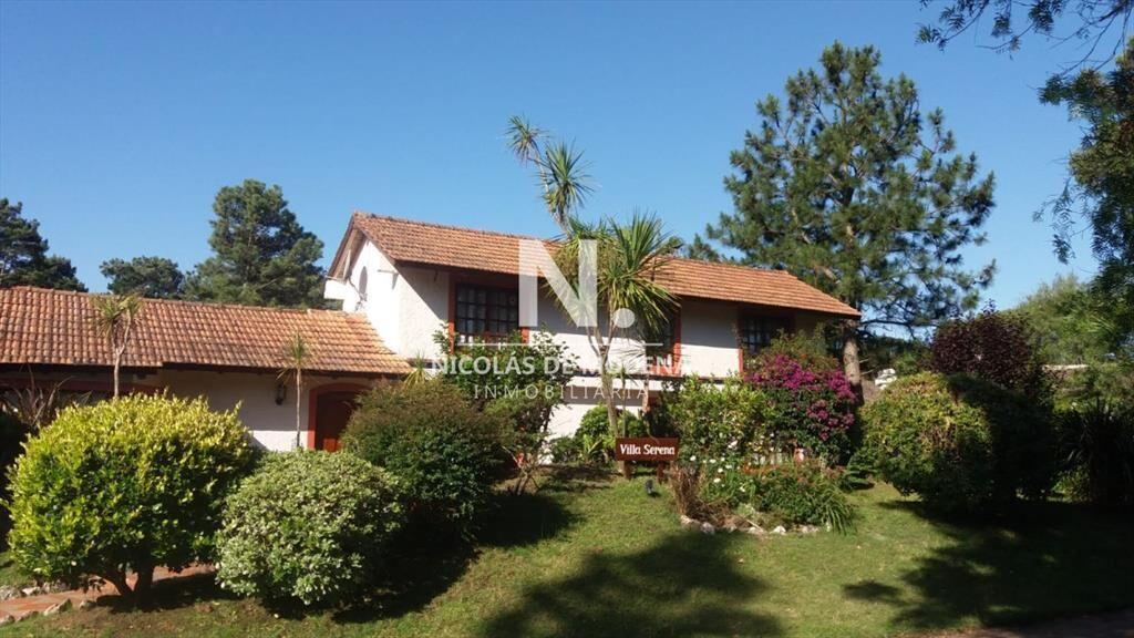 Casa en zona tranquila, ideal para veranear!