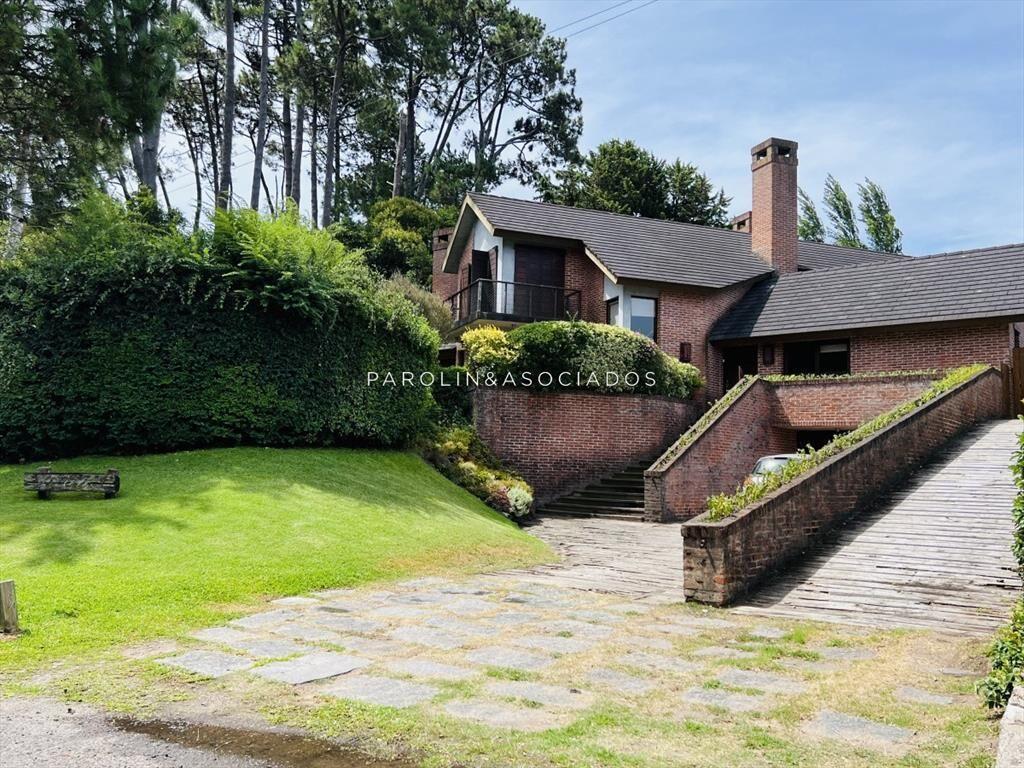 Casa en venta de 4 dormitorios en Country, Punta