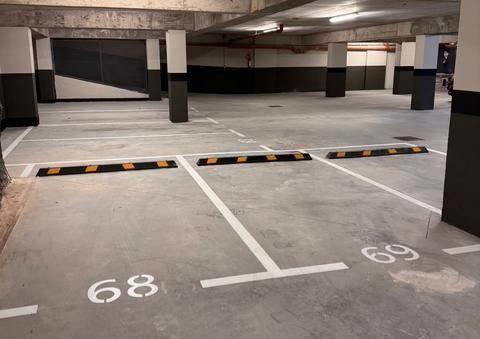 Alquiler de Garage en Acevedo Díaz y Colonia, Tres cruces