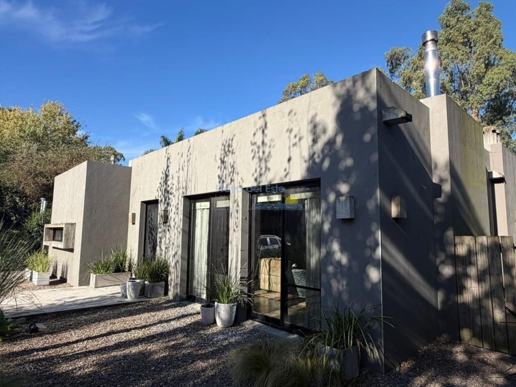 Confortable casa en Barrio Privado