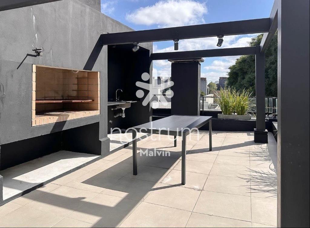 Piso medio excelente orientación con garaje $ 31.500.ingres