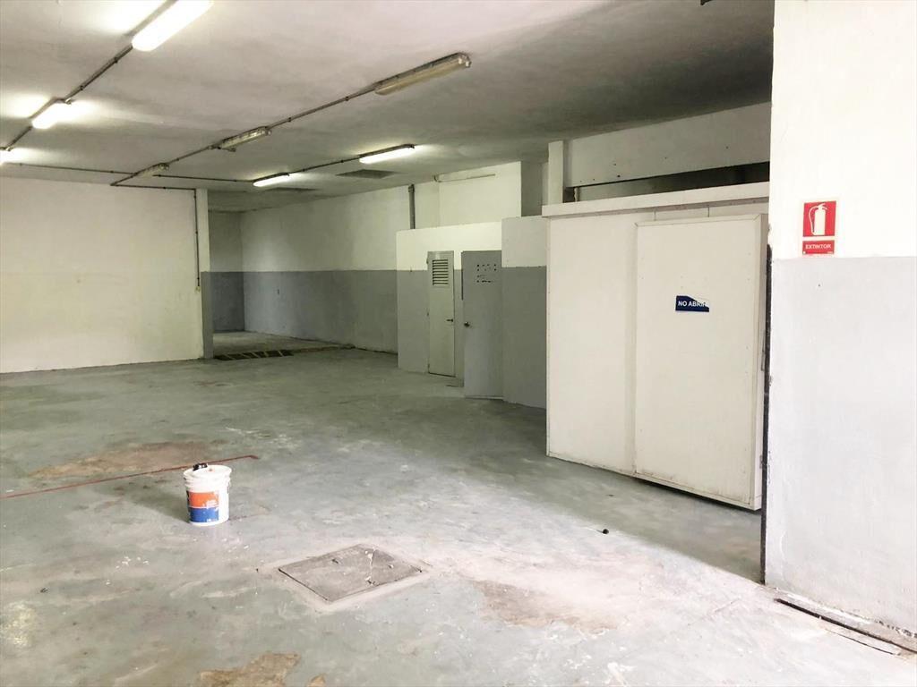Amplio local comercial y vivienda sobre Avenida Millán - Sa