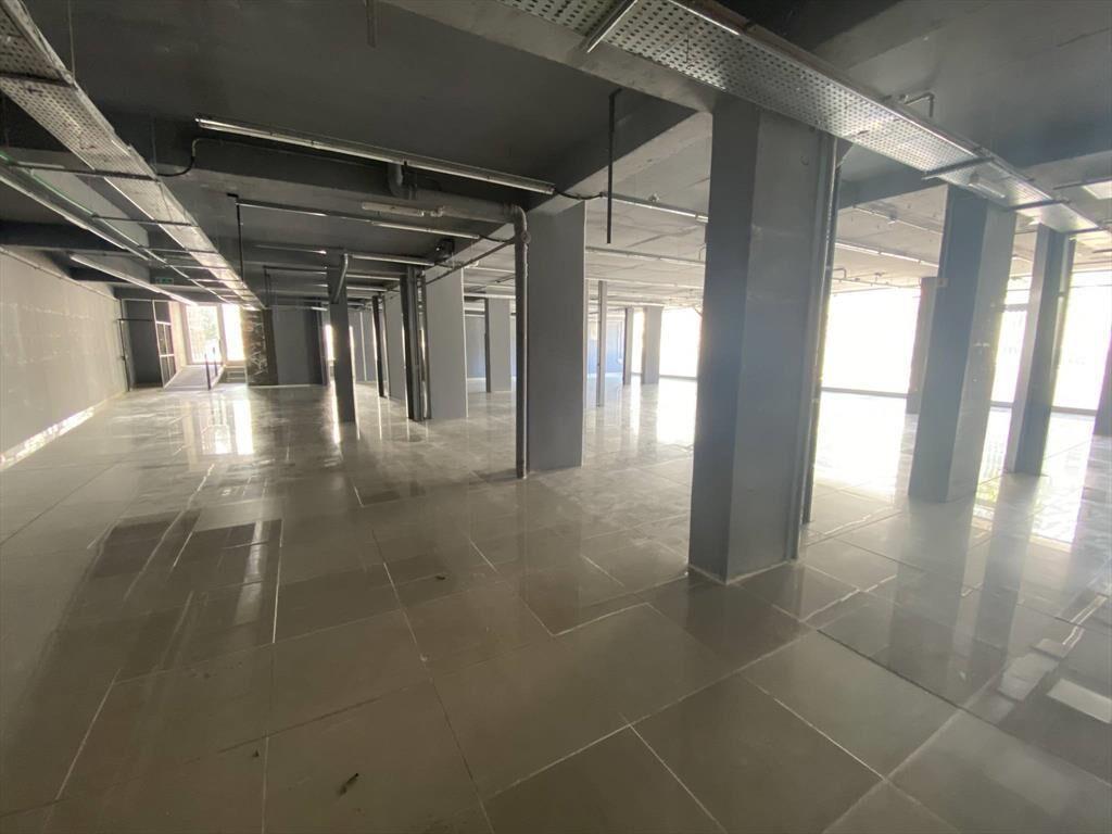 Alquiler de Local comercial en Malvin - Oviedo y Ñangaripé