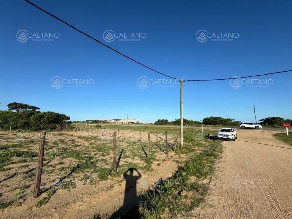 Venta terreno primera linea. Balneario Buenos